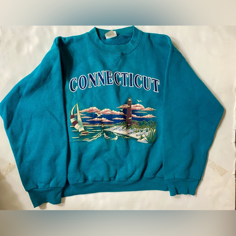 Vintage Connecticut crew neck sweatshirt